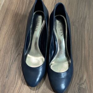 Lauren Ralph Lauren Hala Dark Blue Heels 8.5